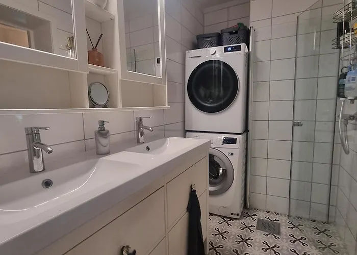 Quiet With Garden Appartamento Bergen